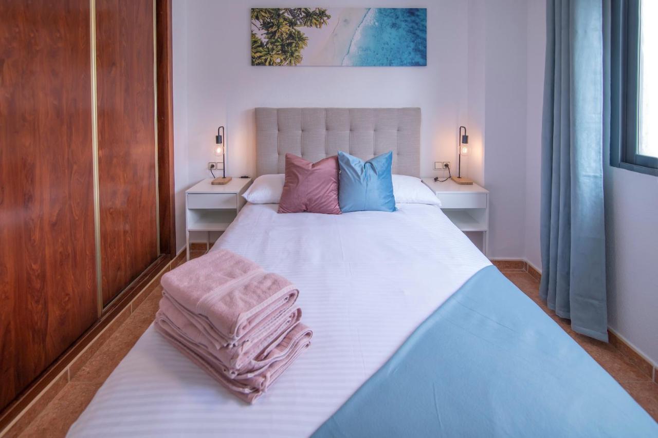 El Patio - Just 170m From Apartment *